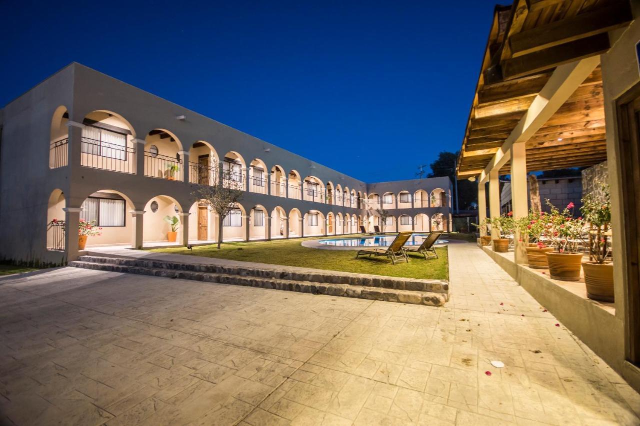 Hotel Real De Corralejo Alcocer Zewnętrze zdjęcie